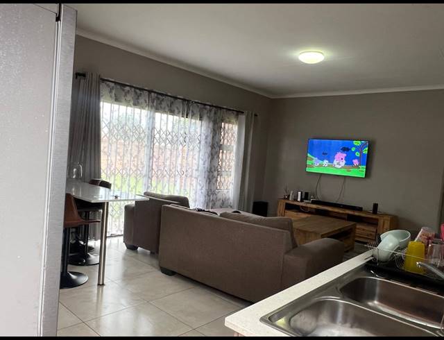 3 BEDROOM TOWNHOUSE TO LET IN WITBANK EXT 10
